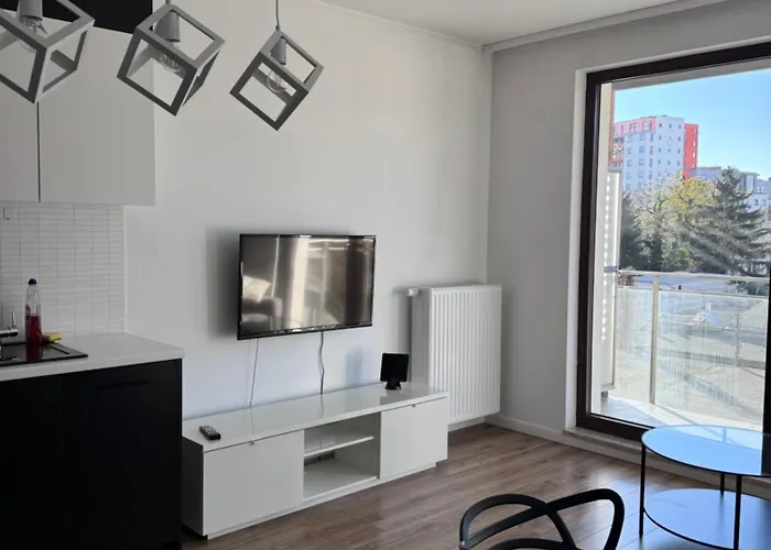Comfort & Style 2-Room Apartment And Free Parking