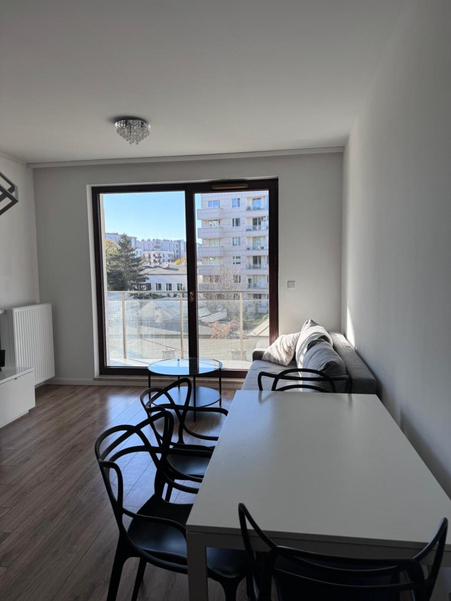 Comfort & Style 2-room And Free Parking Apartment *