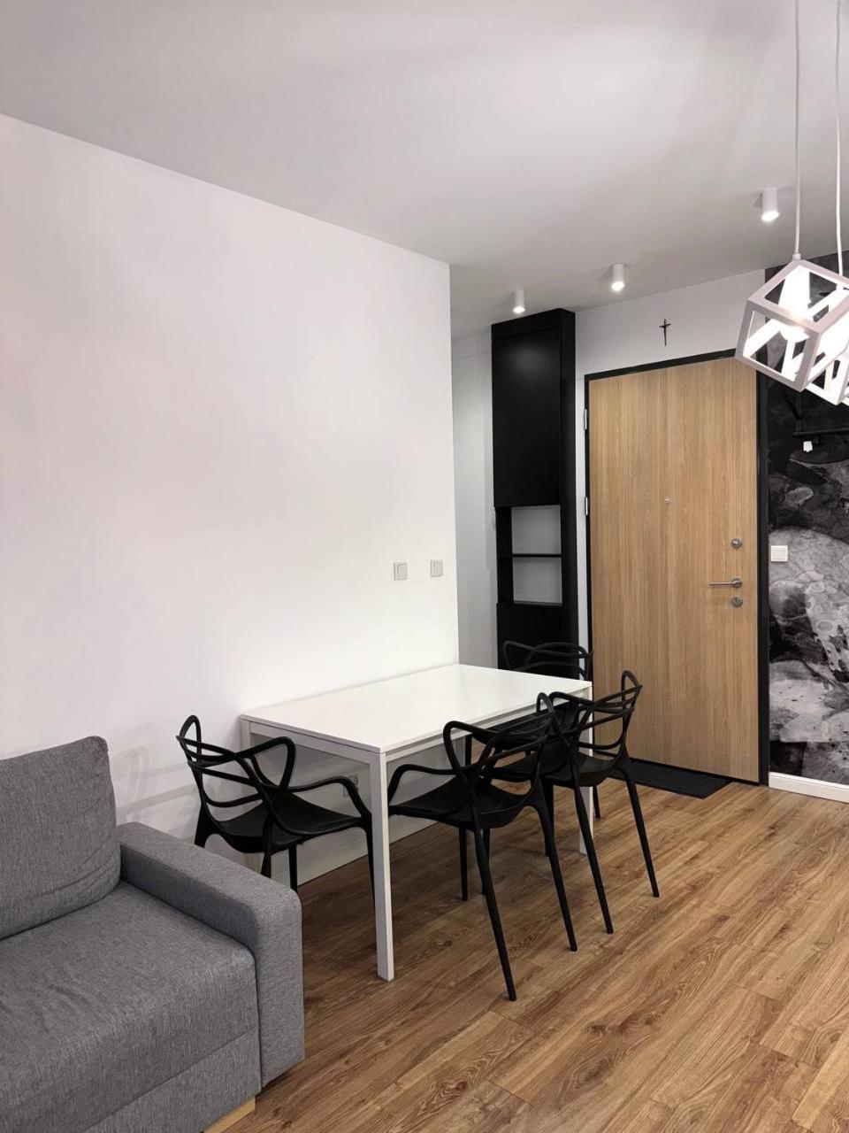 Apartment Comfort & Style 2-room And Free Parking *
